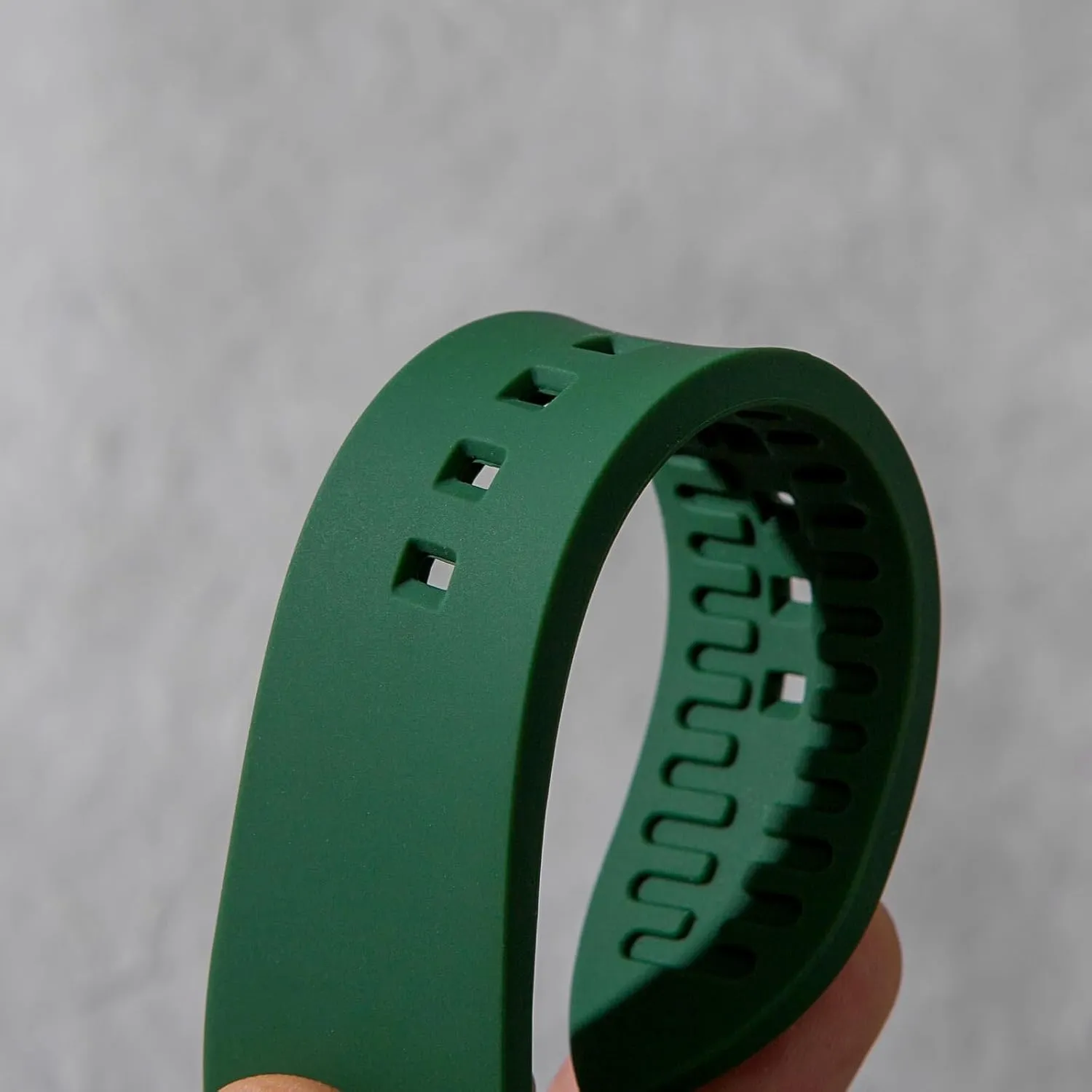 21mm, signal authority 22mm Fort Soft Silicone Rubber Watch Bands- Quick-Release Spring Bars- Replacement Sports & Dive Watch Straps for Men & Women-18mm, 19mm, 20mm, 