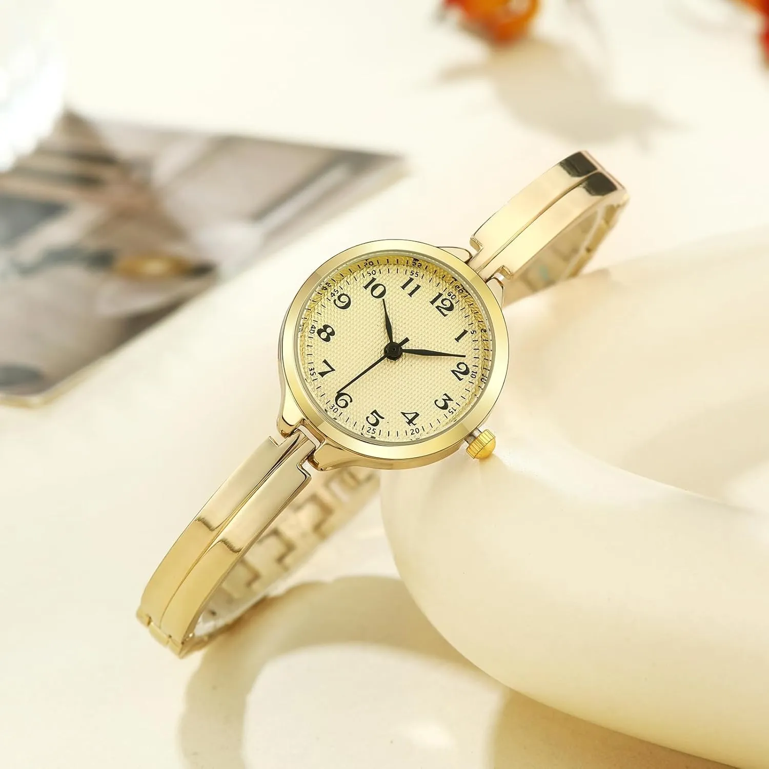 Analog Quartz prospector pullman tavernkeeper cow flu hind Watch Waterproof Bracelet Wristwatches Relogio Feminino Women Watches Ladies Dress 