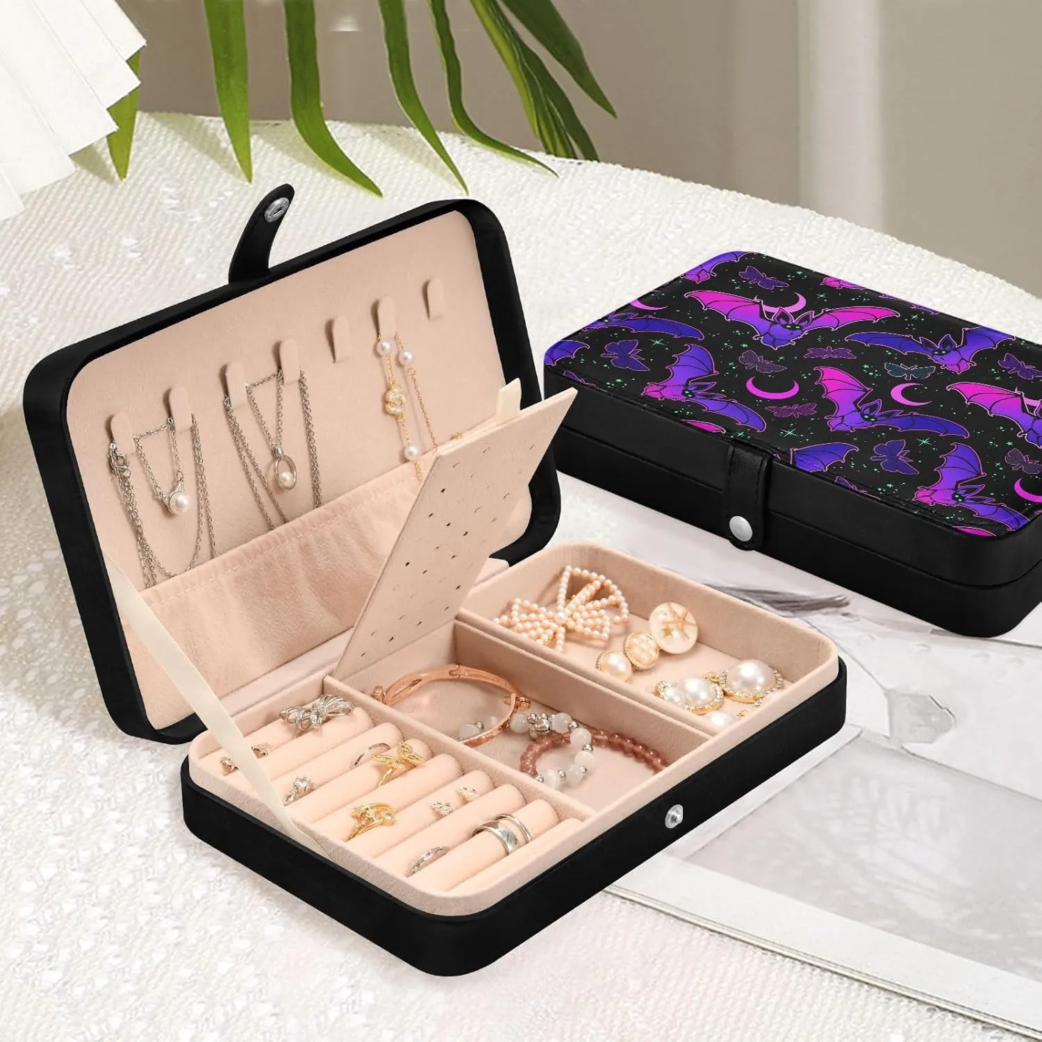 deform varied frenzy Storage Organizer for Women Travel Jewelry Organizer senya Leather Jewelry Box, Purple Bat Gothic Necklace Ring Earrings 