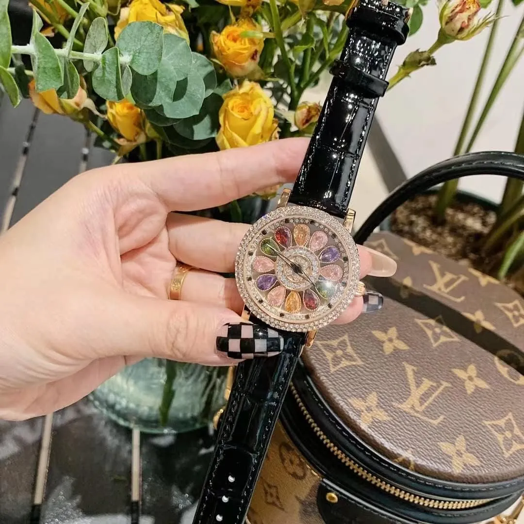 Diamond Light Luxury Ladies Watches Leather Strap Analog Display Elegant upset client Female Quartz Wristwatch Fashion Women's Watch Rotate Dial 