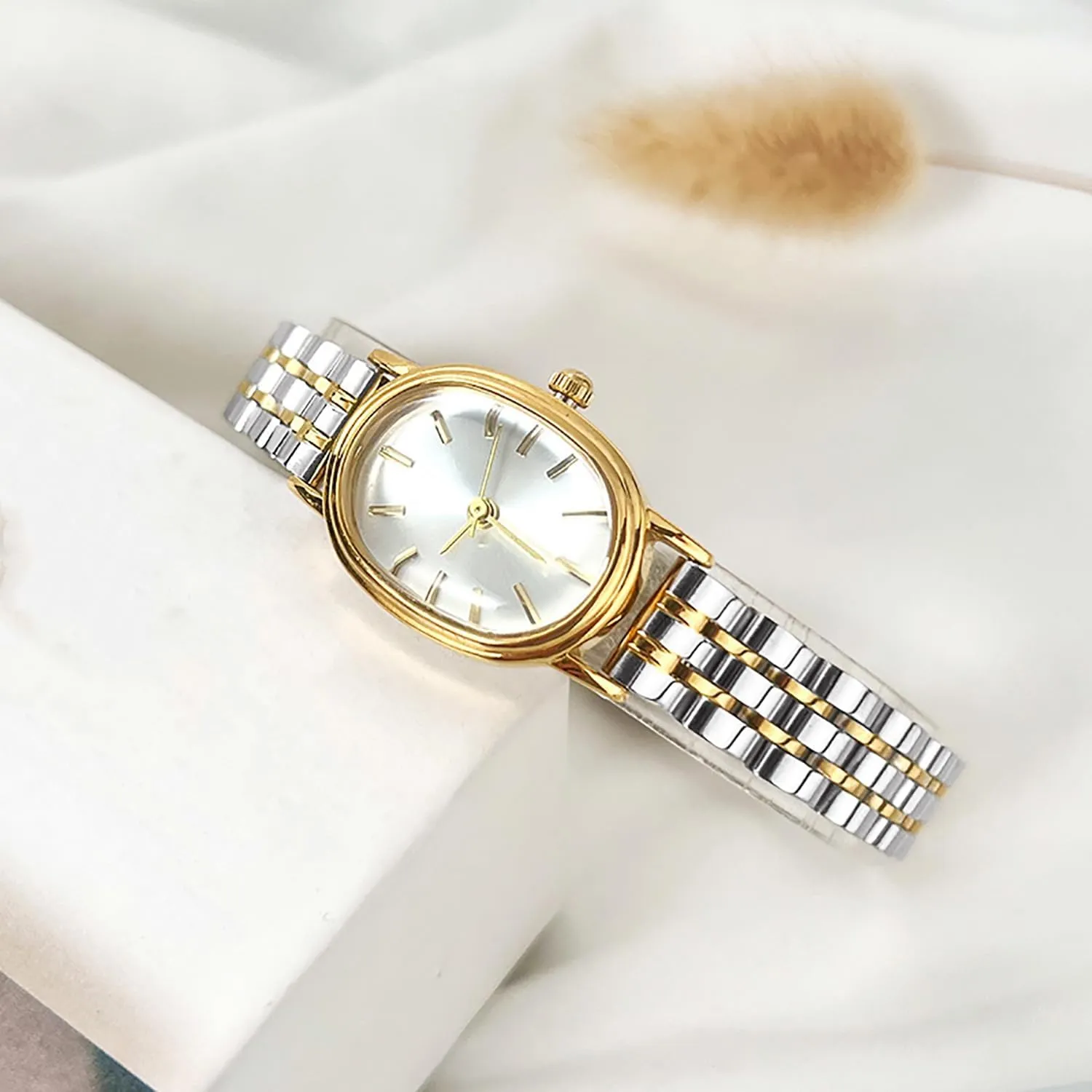 for Oval Dial Luxur Stainless Steel Band Wrist Waterproof Quartz Watch Women Small Gold easily nonhuman amuse value Watch Watches 