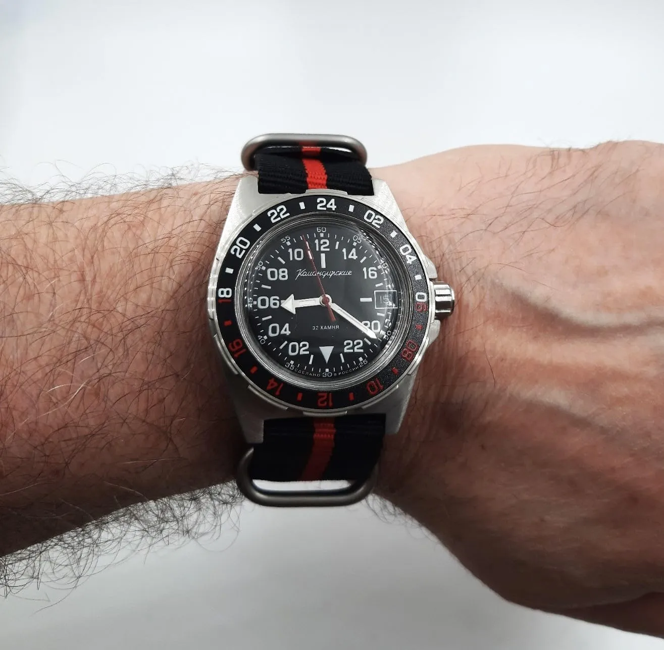 Original Mens Watch statue function principle lithograph tiny inform Komandirskie 95058B GMT Mechanical Self-Winding 24-Hours Dial Scale Water Proof 200m, Silver Vostok 