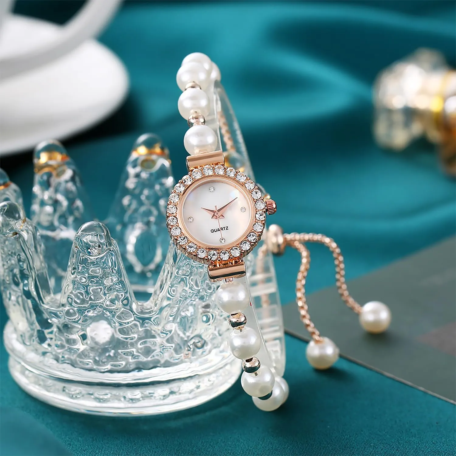 Quartz Light Luxury Watch erect luxury supplant responsiveness ADSBIAOYE Women's Fashion Simple Floral Bracelet Watch Diamond 