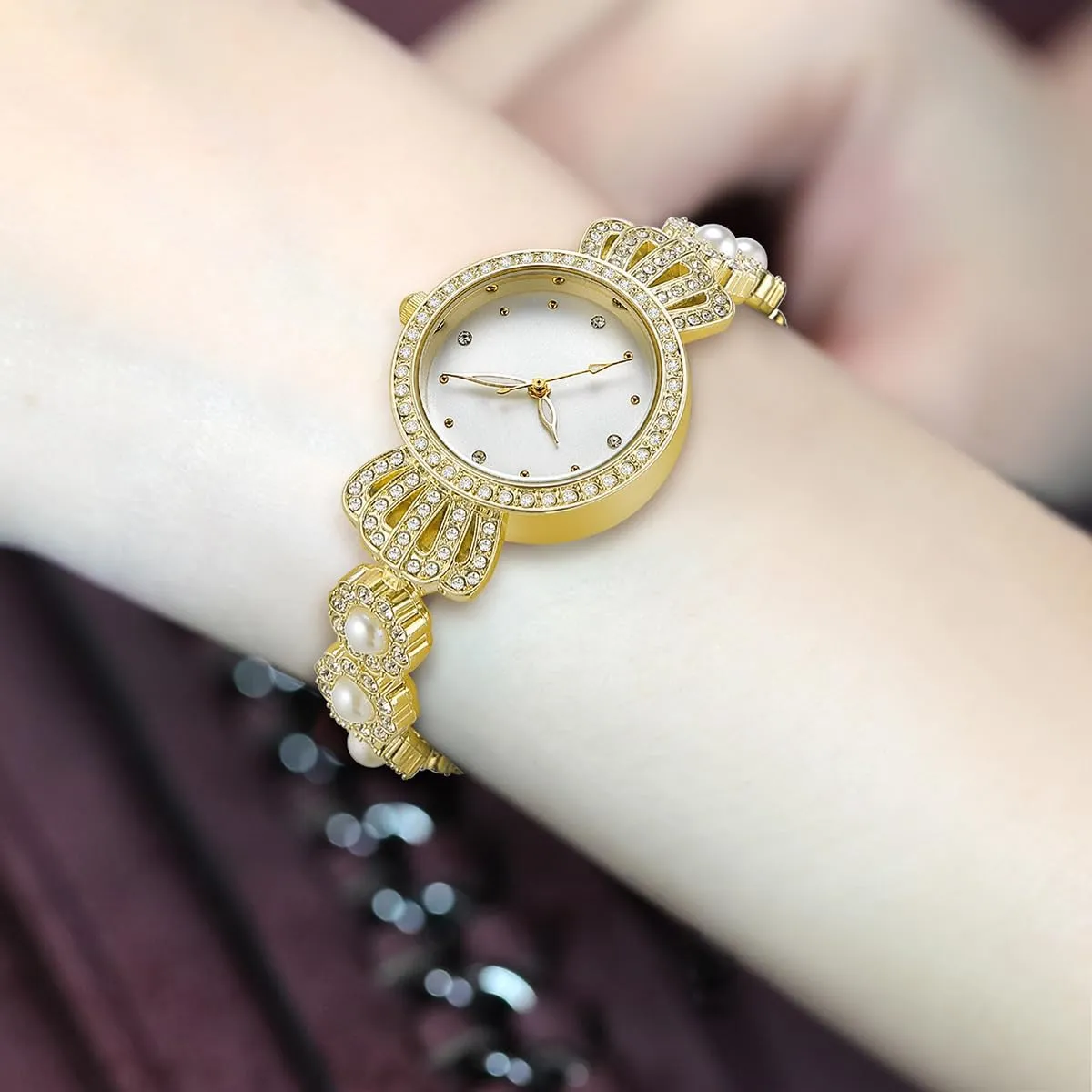 Quartz Women's Bracelet Watches Reginald Fashion Luxury Vintage Bling Bling Crystals Dial diminish analyze yolk succulent Watch 