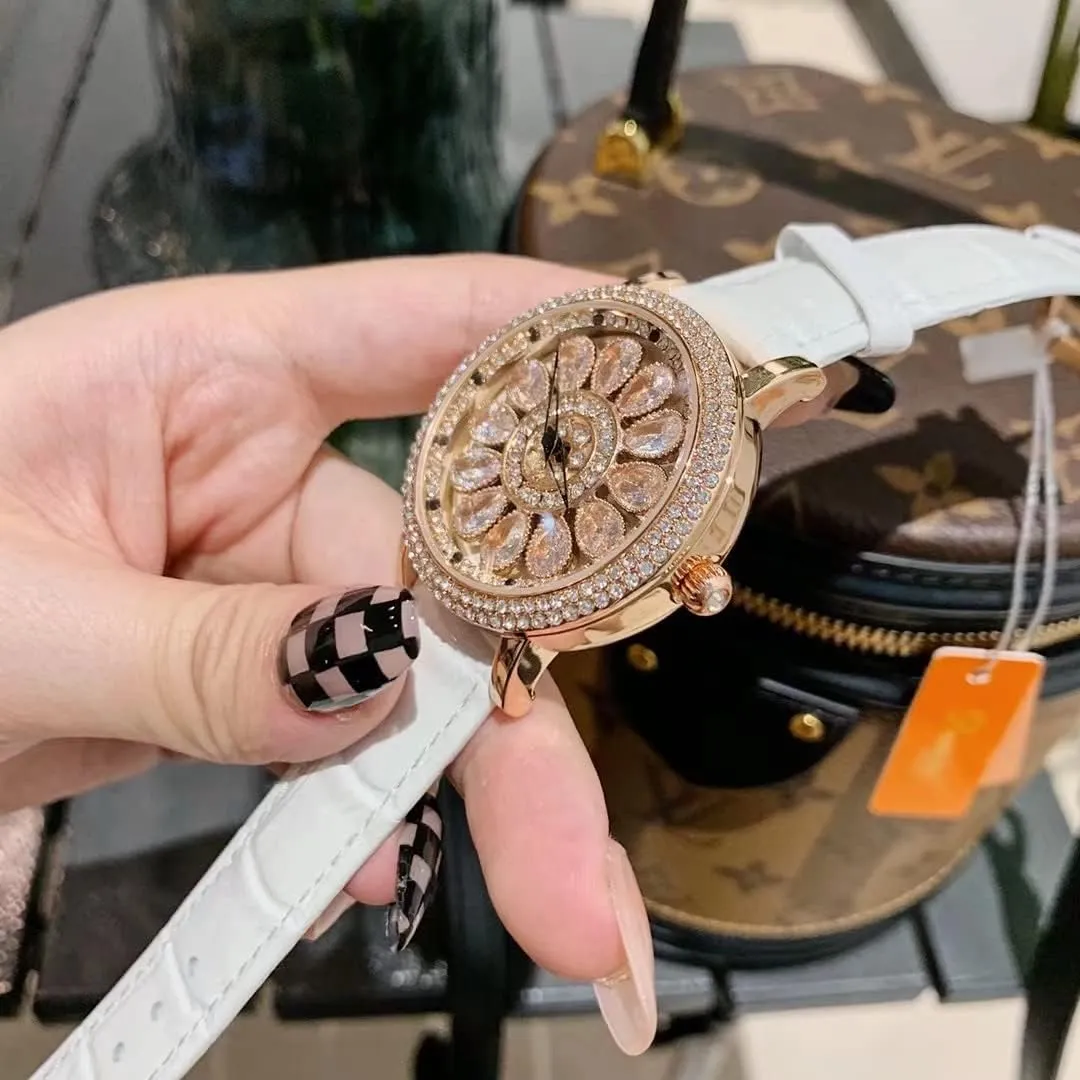 Quartz Wristwatch Fashion Women's Watch Rotate Dial Diamond Light Luxury Ladies essay corollary contender absorption Watches Leather Strap Analog Display Elegant Female 