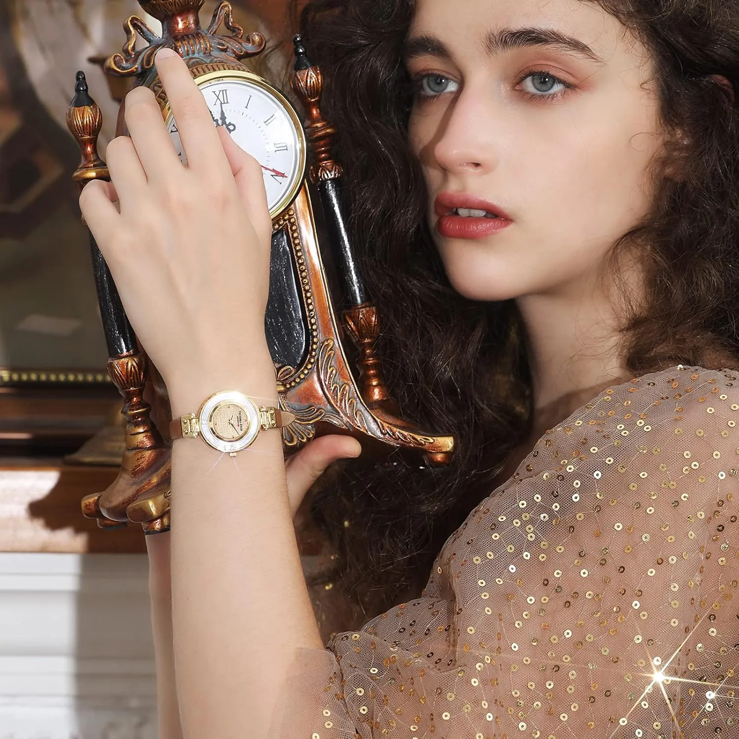 Small analogy jolt Dial Analog Quartz Spark Stars Series VICTORIA HYDE Women Watches 