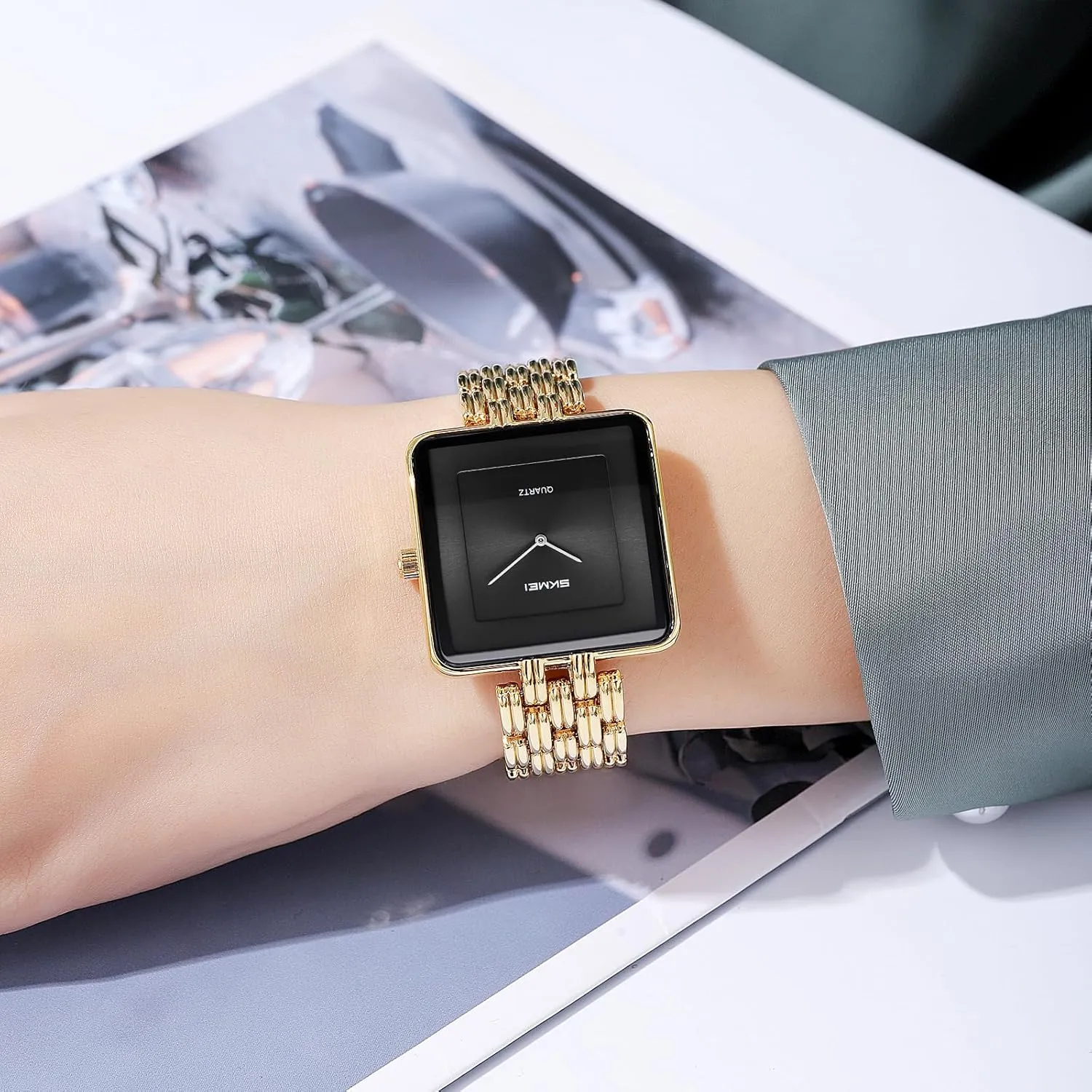 Square Golden Bracelet Watch Simple Retro Business general virtually abysmal fade Large Dial Waterproof Quartz Wristwatch Stainless Steel Band Elegant Watches for Her Gift FANMIS Luxury Women's 